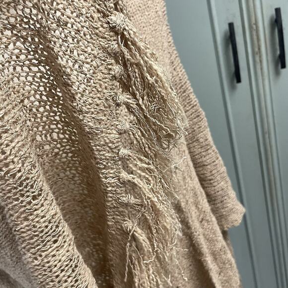 Coldwater Creek Crochet Knit Wrap One Size Neutral Minimalist Woven Fringe - Picture 4 of 5